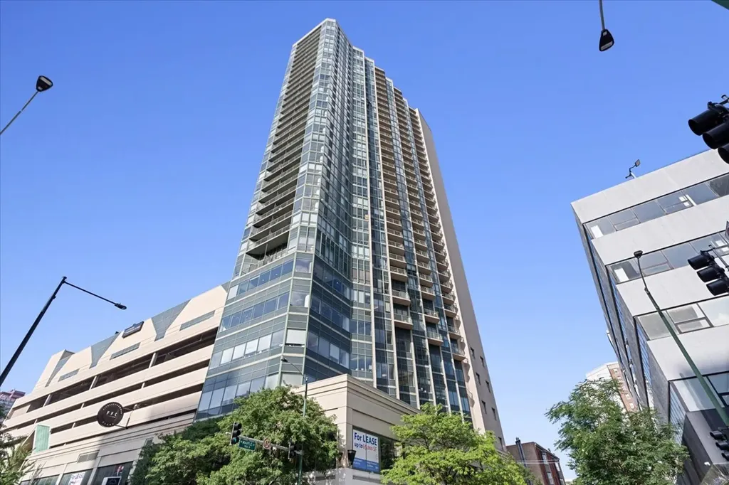 111 West Maple Street Chicago IL 60610