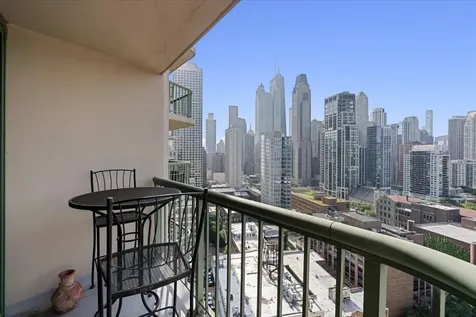 111 West Maple Street Chicago IL 60610