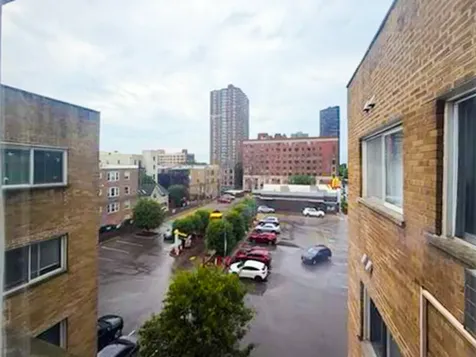 5100 North Sheridan Road Chicago IL 60640