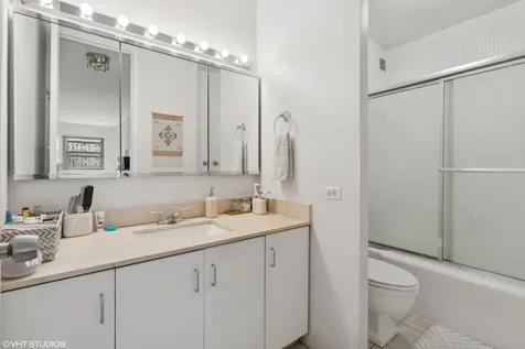 535 North Michigan Avenue Chicago IL 60611