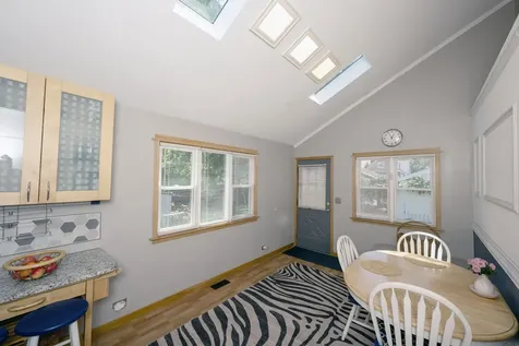 3936 North Oconto Avenue Chicago IL 60634