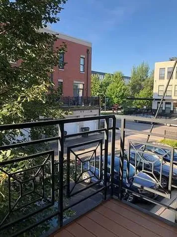 943 West 14th Place W Chicago IL 60608