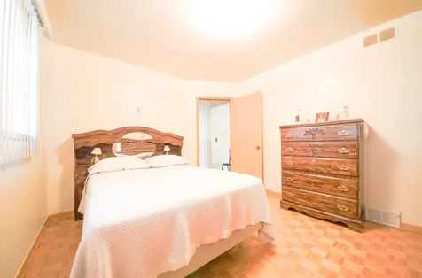5010 Forster Avenue Schiller Park IL 60176