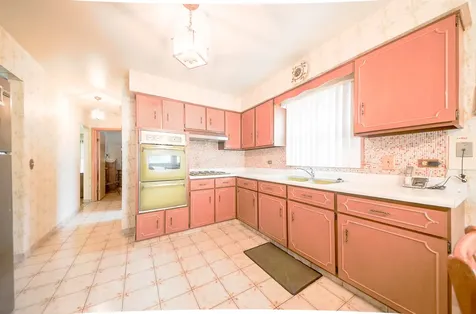 5010 Forster Avenue Schiller Park IL 60176
