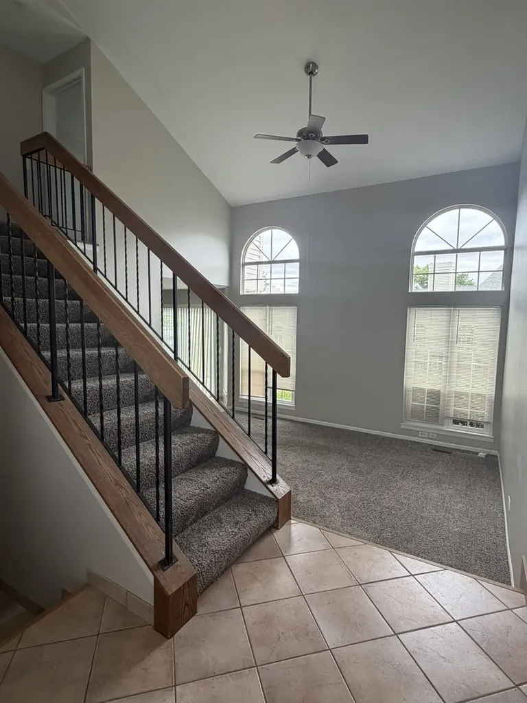 902 Sturnbridge Court Schaumburg IL 60173
