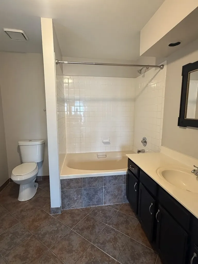 902 Sturnbridge Court Schaumburg IL 60173