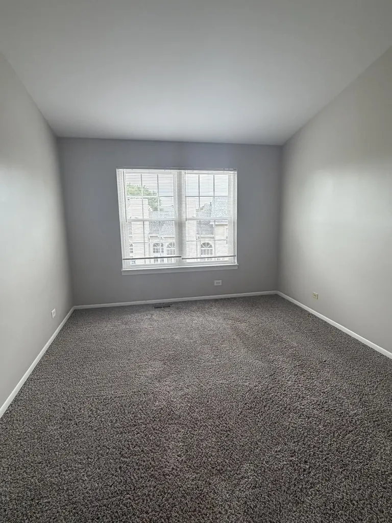 902 Sturnbridge Court Schaumburg IL 60173
