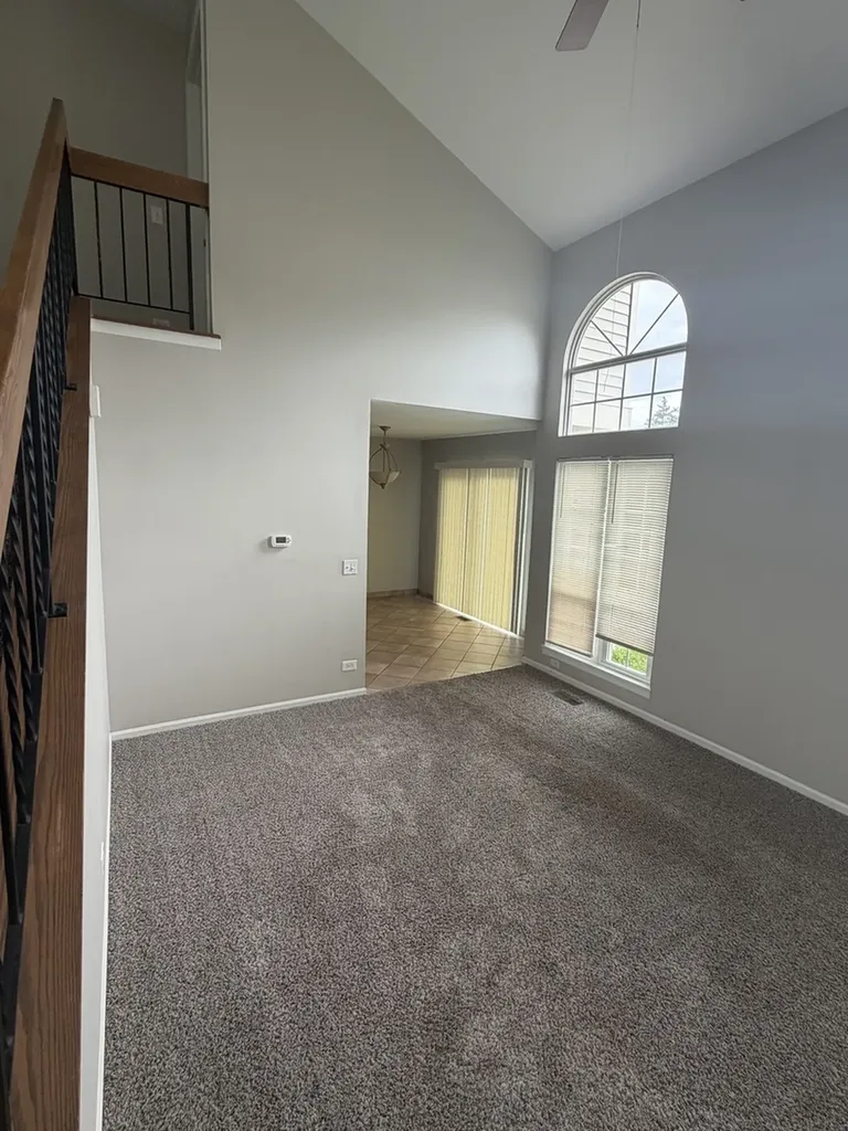 902 Sturnbridge Court Schaumburg IL 60173