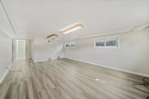 2607 Mayfair Avenue Westchester IL 60154