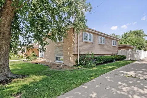 2607 Mayfair Avenue Westchester IL 60154