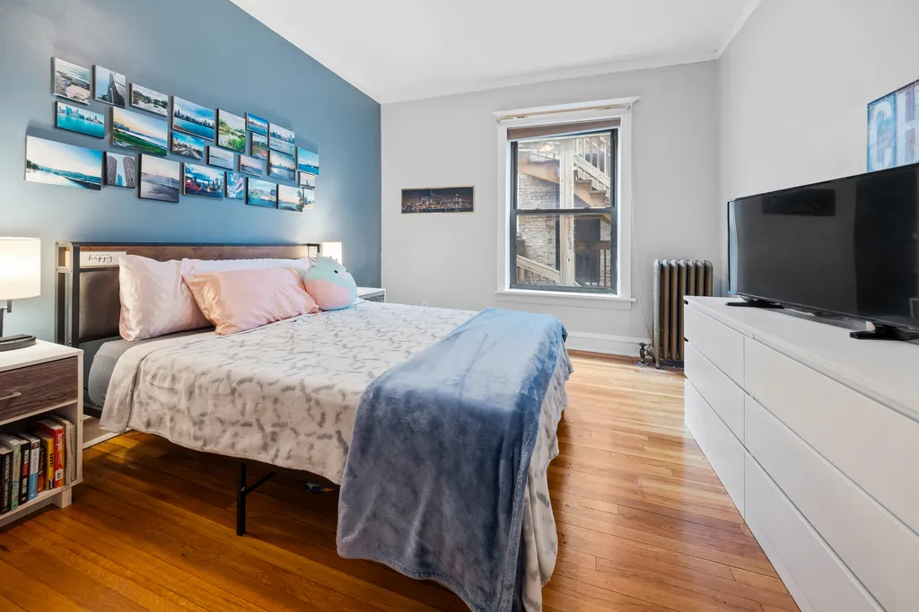 5522 South Cornell Avenue Chicago IL 60637
