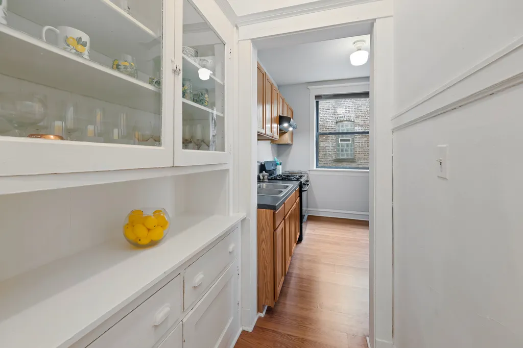 5522 South Cornell Avenue Chicago IL 60637