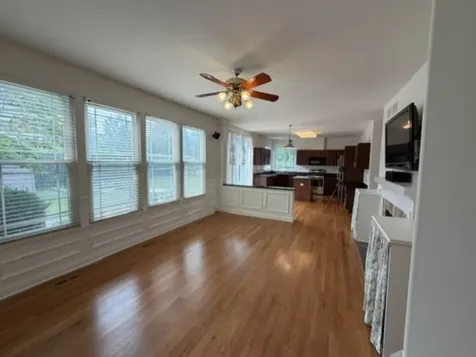 280 Pembrook Lane Mundelein IL 60060