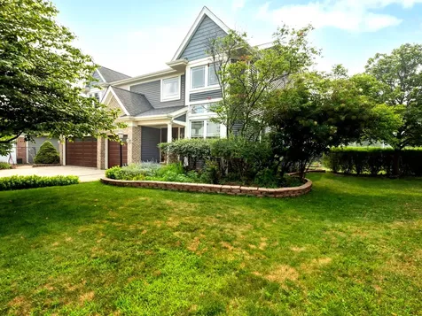280 Pembrook Lane Mundelein IL 60060