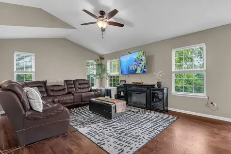 2248 Graystone Drive Joliet IL 60431