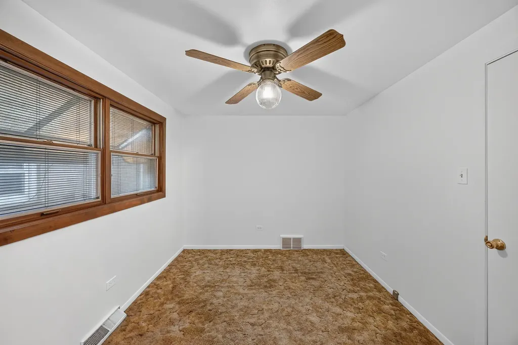 12723 South Marquette Avenue Chicago IL 60633
