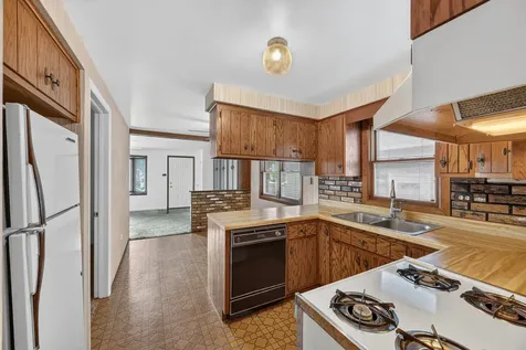 12723 South Marquette Avenue Chicago IL 60633