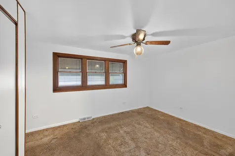 12723 South Marquette Avenue Chicago IL 60633