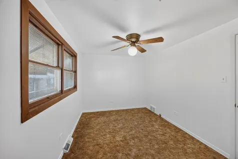 12723 South Marquette Avenue Chicago IL 60633