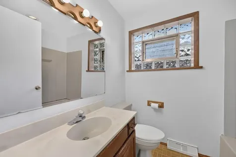 12723 South Marquette Avenue Chicago IL 60633