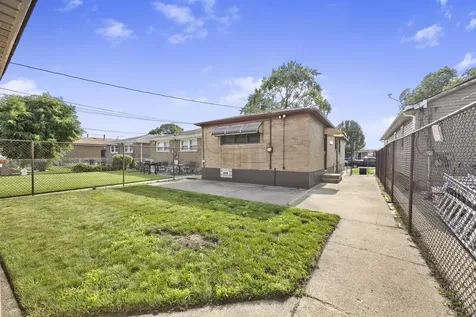 12723 South Marquette Avenue Chicago IL 60633