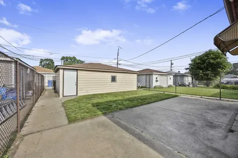 12723 South Marquette Avenue Chicago IL 60633