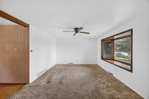 12723 South Marquette Avenue Chicago IL 60633