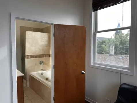 1516 West 19th Street Chicago IL 60608