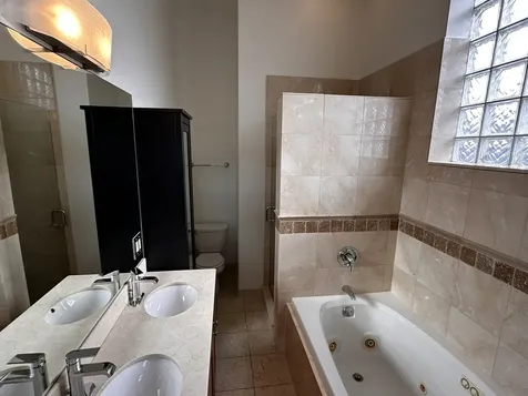 1516 West 19th Street Chicago IL 60608