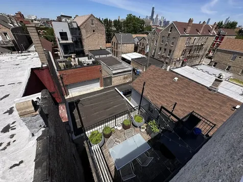 1516 West 19th Street Chicago IL 60608