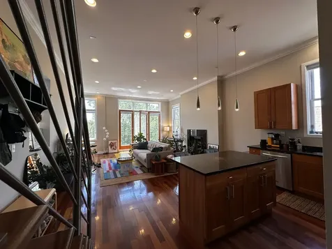 1516 West 19th Street Chicago IL 60608