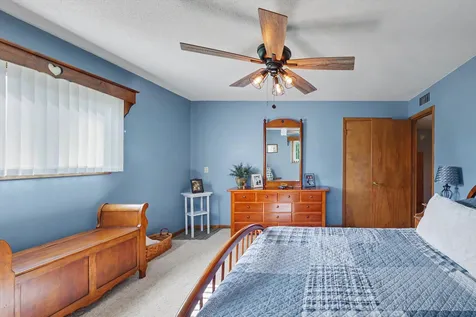 101 Lakeview Drive Gibson City IL 60936