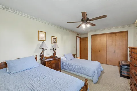 101 Lakeview Drive Gibson City IL 60936