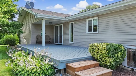 101 Lakeview Drive Gibson City IL 60936