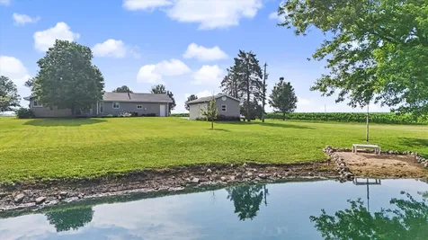 101 Lakeview Drive Gibson City IL 60936