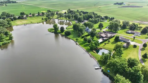 101 Lakeview Drive Gibson City IL 60936