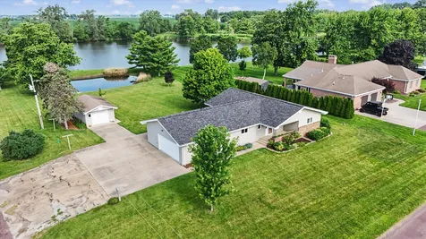 101 Lakeview Drive Gibson City IL 60936