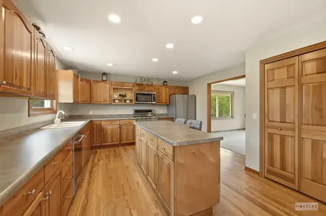 2066 Bernadette Lane Yorkville IL 60560