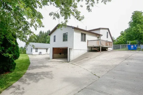 910 Stony Point Road Dixon IL 61021