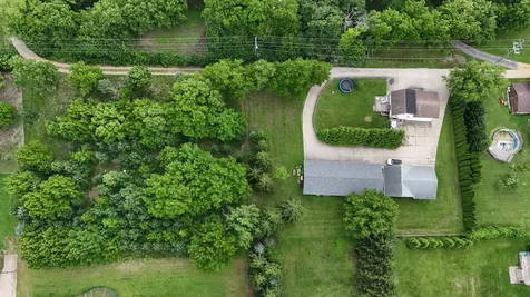 910 Stony Point Road Dixon IL 61021