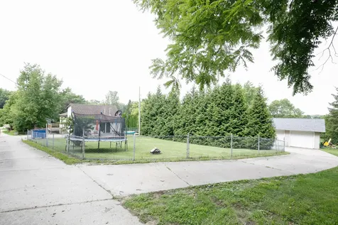 910 Stony Point Road Dixon IL 61021