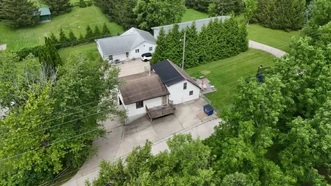 910 Stony Point Road Dixon IL 61021