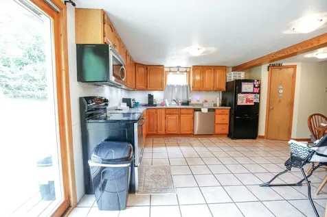 910 Stony Point Road Dixon IL 61021