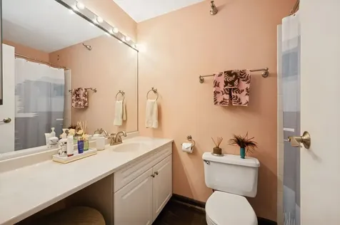 70 West Huron Street Chicago IL 60654