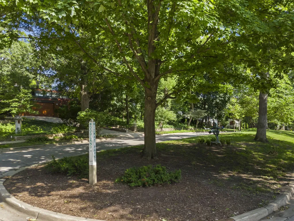 848 Woodland Drive Glen Ellyn IL 60137