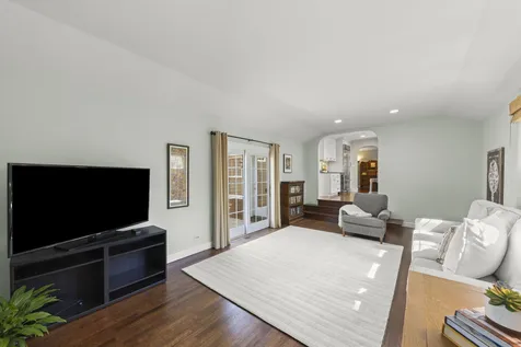 848 Woodland Drive Glen Ellyn IL 60137