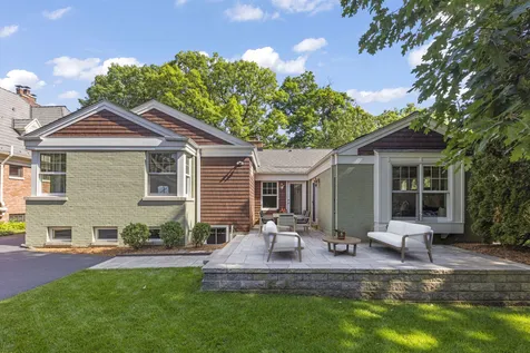 848 Woodland Drive Glen Ellyn IL 60137