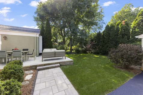 848 Woodland Drive Glen Ellyn IL 60137