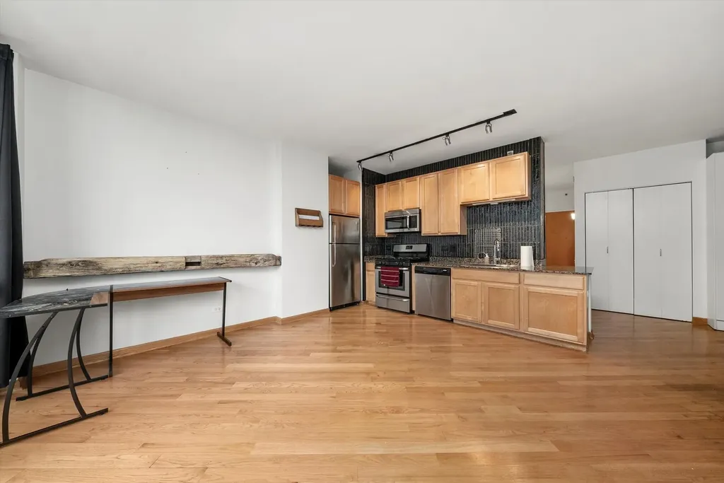 210 South Desplaines Street Chicago IL 60661