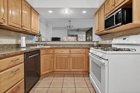 10571 Palos Place Palos Hills IL 60465
